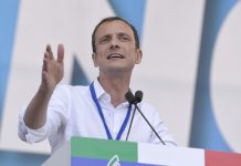 Vaccino, Fedriga “Le Regioni sono pronte per la terza dose”