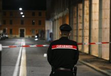L’ombra dello spaccio di droga dietro il delitto di via Bonomi. Eseguita in mattinata l’autopsia