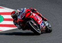 Bagnaia trionfa a Valencia, Rossi saluta con un decimo posto