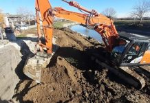 Moglia, Terre dei Gonzaga al lavoro per sistemare una perforazione all’argine del canale Fiuma