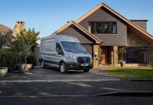 Ford presenta nuovo E-Transit, primo commerciale elettrico