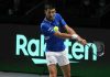 Djokovic si allena e spera, giallo su dichiarazioni di viaggio