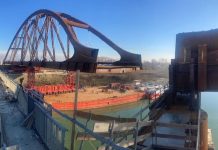 Si piega una trave. Stop al varo della seconda arcata del ponte di San Benedetto. Tecnici Toto: no comment, stiamo lavorando