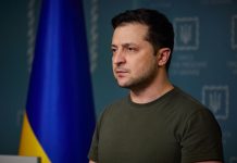 Zelensky al Bundestag: “A ogni bomba si alza un muro con l’Ue”