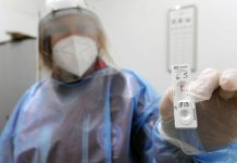 Covid, 76.250 nuovi casi e 165 decessi