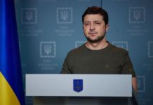 Ucraina, Zelensky “I russi ci vogliono distruggere”