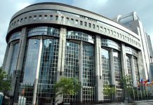 Ucraina, il Parlamento Ue sblocca i fondi di emergenza per i rifugiati