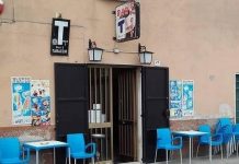 Arriva con pistola e passamontagna, bloccato dal barista e arrestato dai Cc