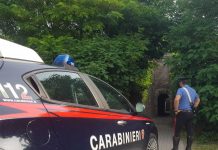 Rapinarono con il coltello un 40enne: presi dai Carabinieri