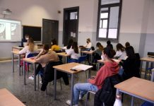 Scuola, le nuove misure su mascherine e distanziamento per gli esami