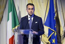 Di Maio “M5S si sta radicalizzando, così torna indietro”