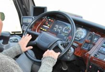 Malata di cancro perde il posto: per lei non ci sono altri ruoli