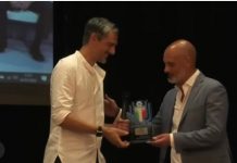 Calcio – Prima l’educazione, poi il risultato: il buon esempio di Elia Pavesi Elia Pavesi premiato a Macerata