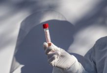 Covid, in salita l’incidenza settimanale, in calo le intensive