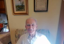 Canneto, auguri con la banda del paese per i 100 anni di Elio Sambinelli