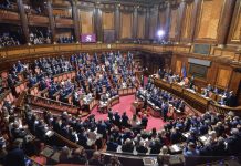 Dl Aiuti, via la norma che toglieva tetto stipendi dei manager pubblici