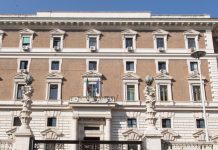 Rave party, fonti Viminale “Norma non lede la libertà di manifestare”