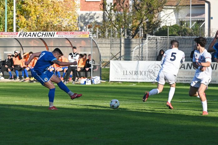 Il gol di Terragin per lo 0-1