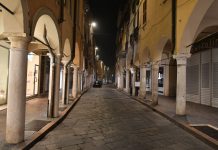 Un piano per corso Umberto I. ”Ancora le vasche degli anni 80”