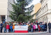 Inaugurato l’albero di piazza Martiri