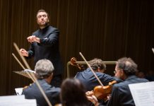 Il M° Mattia Rondelli alla direzione dell’Orchestra Regionale Filarmonia Veneta per i concerti di Capodanno 2022