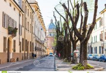 Truffe delle finte cure anti Covid, chiesti oltre 3 anni a testa per gli imputati poma