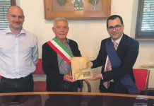 Bottani a Gazzuolo: “Andate a votare”