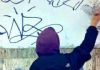 Vandali imbrattano il muro dei nomi delle vittime di femminicidio