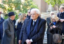 Crotone, Mattarella “Europa governi fenomeno migratorio”