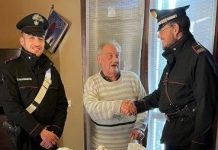 Gli rubano il portafoglio con dentro tutti i soldi a disposizione, i Cc di Bozzolo comprano all’anziano alimenti di prima necessità