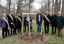 A Bosco Virgiliano la cerimonia del “Giorno dei Giusti”. A dimora un nuovo Albero