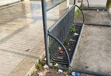 Rifiuti e sporcizia nel centro della Ccttà di Cornelio, protesta “Ostiglia in Movimento”