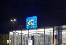 Derubato nel parcheggio del supermarket