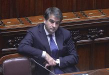 Pnrr, Fitto “Ue esclude risorse per stadio Firenze e bosco Venezia”