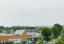 Aspettando il treno a Bozzolo: auto incolonnate fino alla Badia