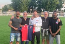 Calcio dilettanti – Il Castiglione conferma mister Esposito. Gove: dopo Pereira, ecco Ciadamidaro La nuova Governolese: da sinistra Pereira, patron Bronzatti, Ciadamidaro, mister Bizzoccoli e Akinbinu