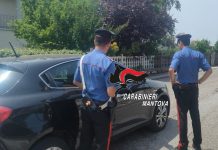 Porto abusivo d’armi, arrestato un 38enne