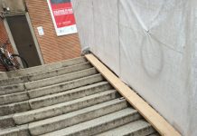 Lavori per il sottopasso: ”Ecco messo uno scivolo” ma è beffa per i disabili