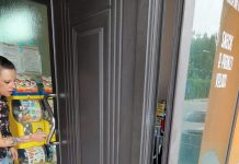 Ladri maldestri, forzata la porta di un bar di Villipenta non riescono ad entrare