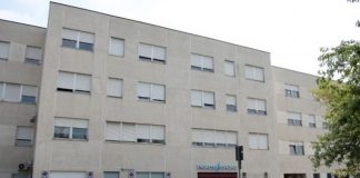 Gonzaga, ciclista 62enne tampona un’auto in via dei Barberi: ferito e trasportato in ospedale