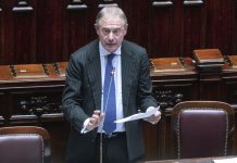 Urso “In atto riflessione sul canone Rai”