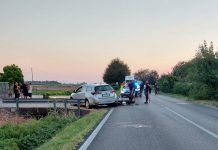 Con la moto contro un’auto, gravissimo un 18enne di Castel d’Ario