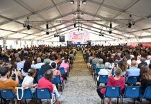 Visto da qui ogni luogo è vicino di Elvira Mujčić