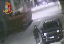 Stalker per gelosia. Perseguita la ex del suo compagno: 49enne denunciata