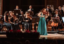 Carolin Widmann trascina la Filarmonica Toscanini