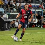Il Cagliari vince ancora, 2-1 al Genoa Il Cagliari vince ancora, 2-1 al Genoa