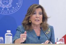 Femminicidi, Casellati “Leggi non bastano, cultura sempre più lenta”