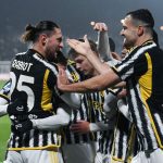 La Juve vince 2-1 a Monza e va in testa alla classifica La Juve vince 2-1 a Monza e va in testa alla classifica
