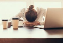 Stress, boom di auto-licenziamenti: 12.500 nel 2022 e +20% in due anni