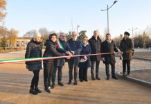 Taglio del nastro per il nuovo parcheggio Primaticcio davanti al Te, 111 i posti auto gratuiti